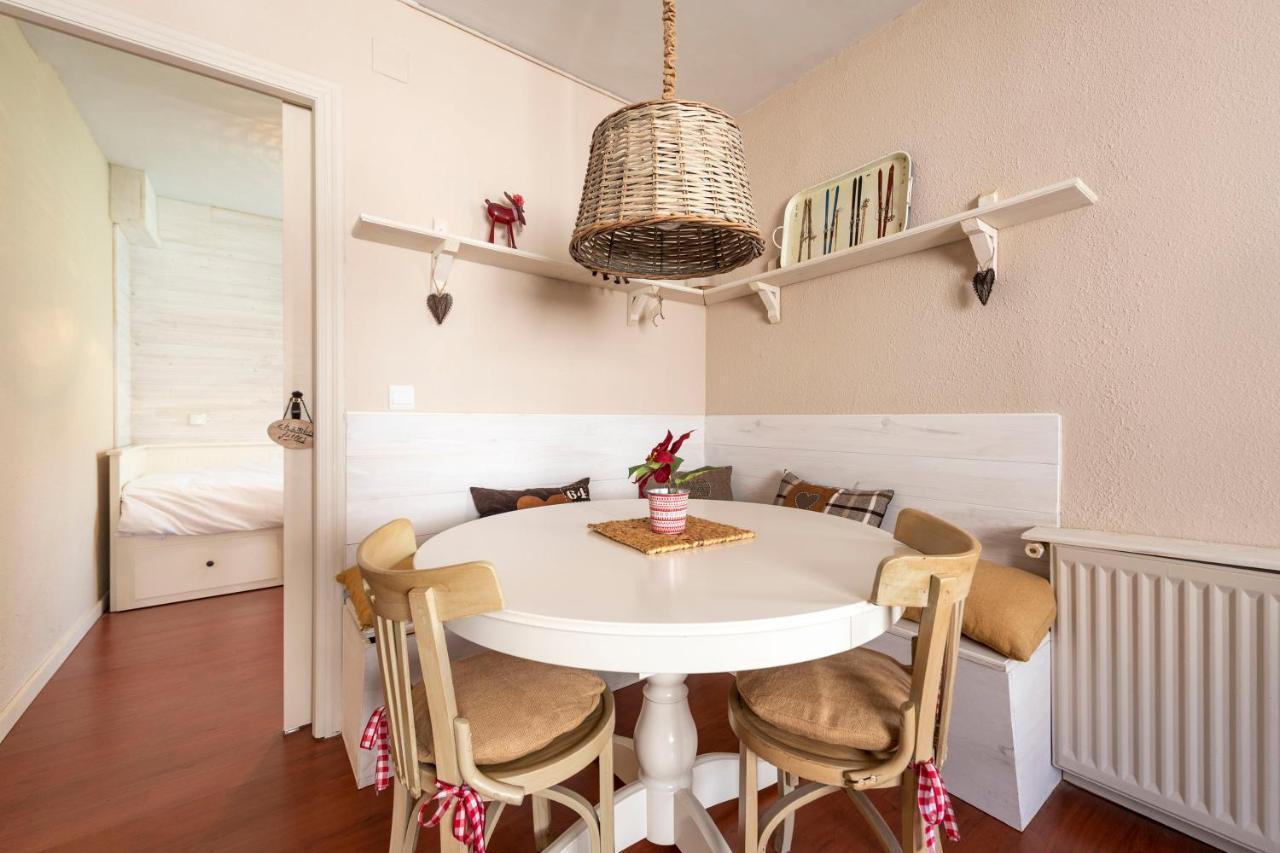 サジェント・デ・ガジェゴMusales ☆ Apartamento Para 4 Personas Con Ascensorアパートメント エクステリア 写真