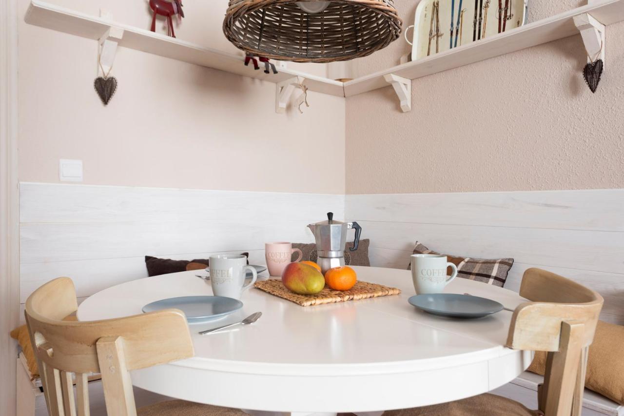 サジェント・デ・ガジェゴMusales ☆ Apartamento Para 4 Personas Con Ascensorアパートメント エクステリア 写真